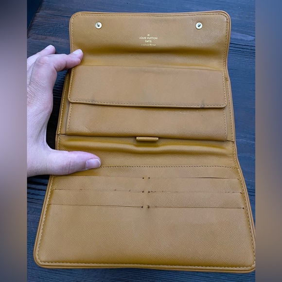 Louis Vuitton Trifold Monogram Long Wallet - Picture 6 of 14